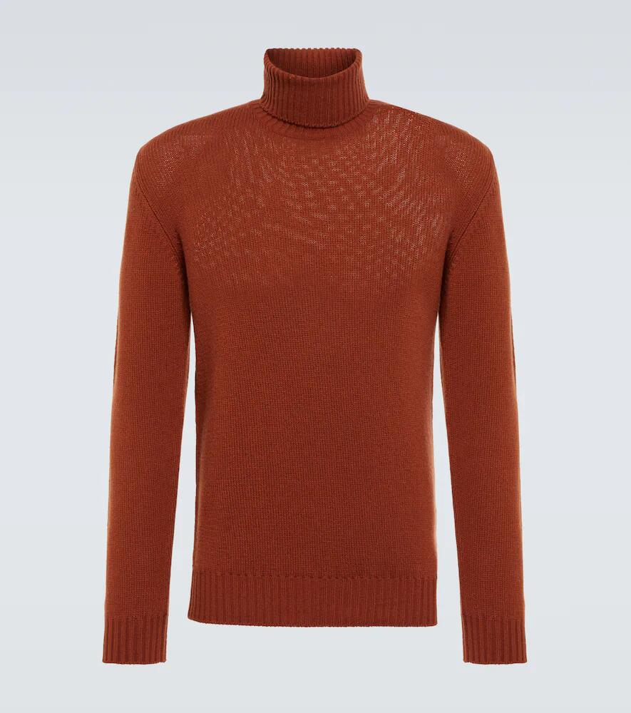 Loro Piana Cashmere turtleneck sweater Cover