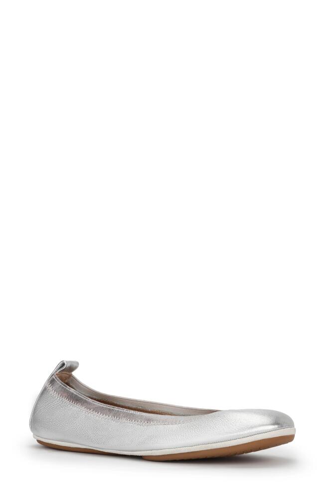 Yosi Samra Samara Foldable Ballet Flat in Silver Cover