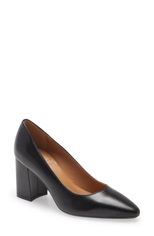 Aquatalia Peony Pump in Black Cover