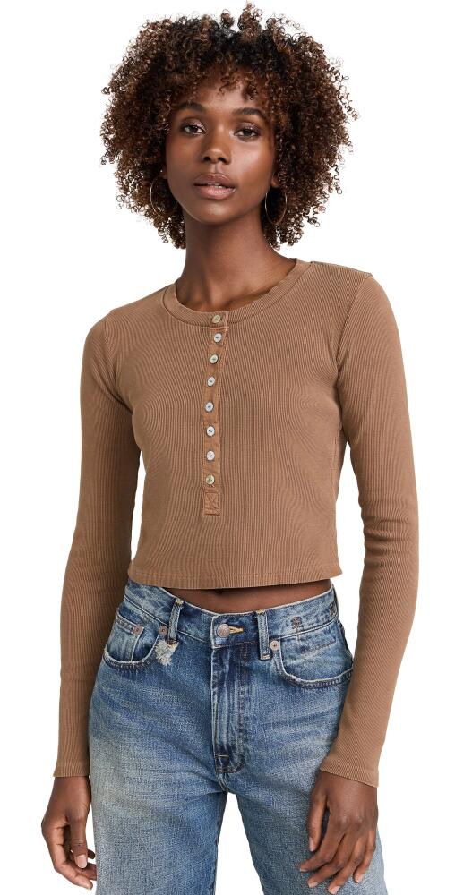 AMO Sassy Henley Tee Walnut Cover