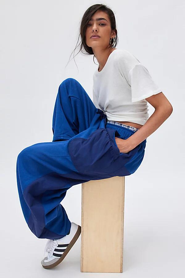 BDG Trish Balloon Jogger Pant in Navy Cover