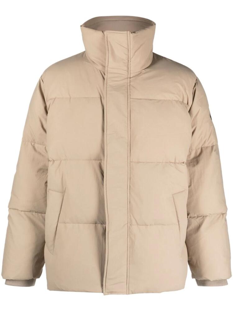 Etudes Polaris logo-patch padded jacket - Neutrals Cover