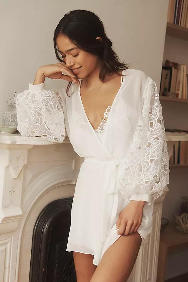 Rya Collection Milos Lace-Sleeve Cover-Up Robe Cover