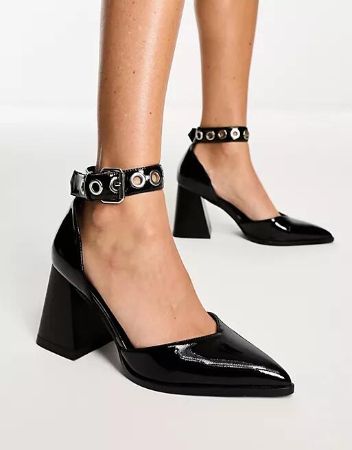 RAID Zylee heeled shoe with hardware in black Cover