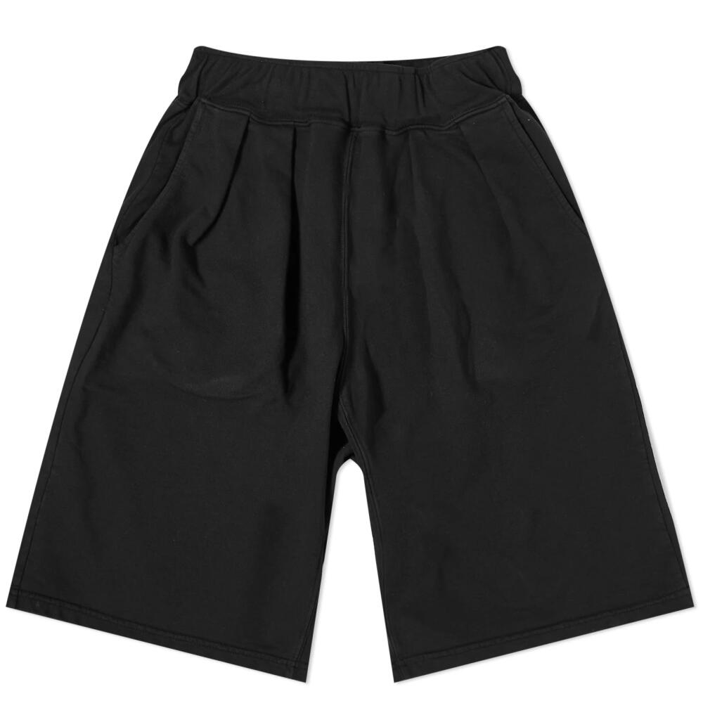 Monitaly Men's Pleated Sweat Shorts in Black Cover