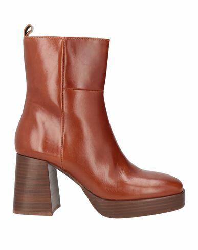 Elvio Zanon Woman Ankle boots Rust Soft Leather Cover