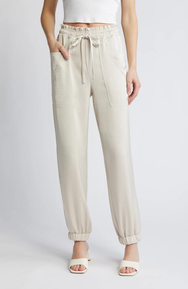 VERO MODA Marys Dana Satin Joggers in Pumice Stone Cover