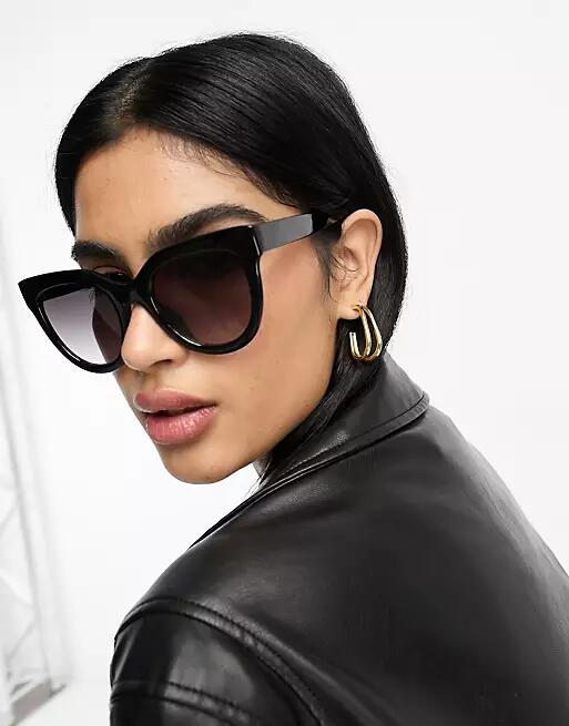 ASOS DESIGN chunky flare cat eye sunglasses in black Cover