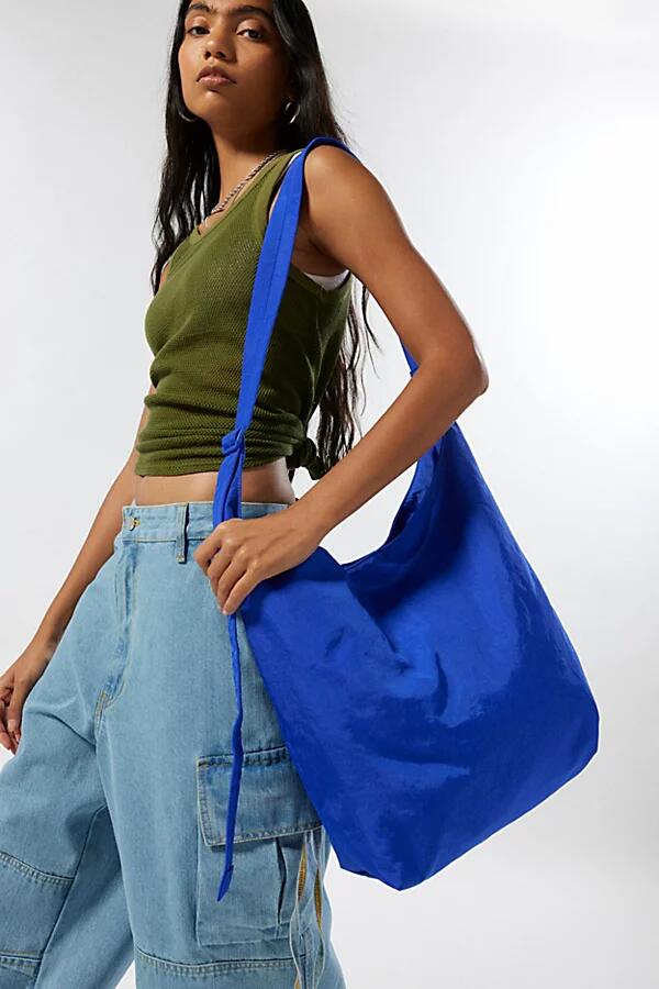 BAGGU Large Nylon Sling Bag in Lapis Cover