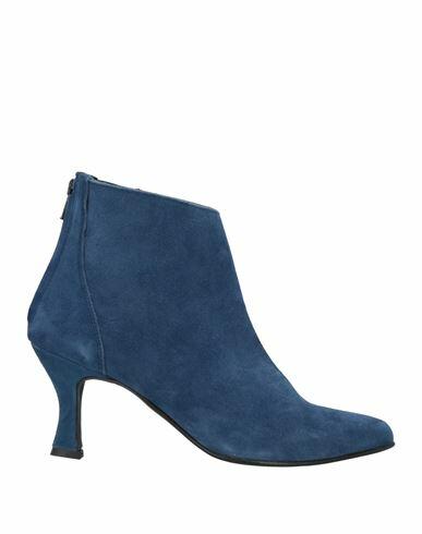 Divine Follie Woman Ankle boots Navy blue Goat skin Cover