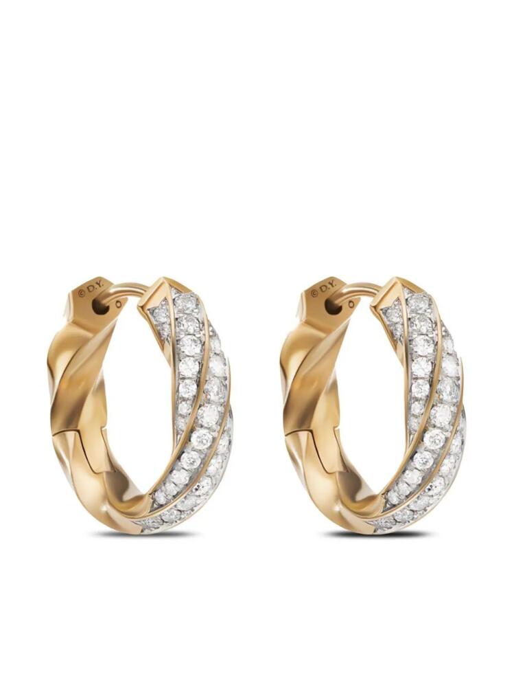 David Yurman 18kt yellow gold Cable Edge diamond huggie hoop earrings Cover