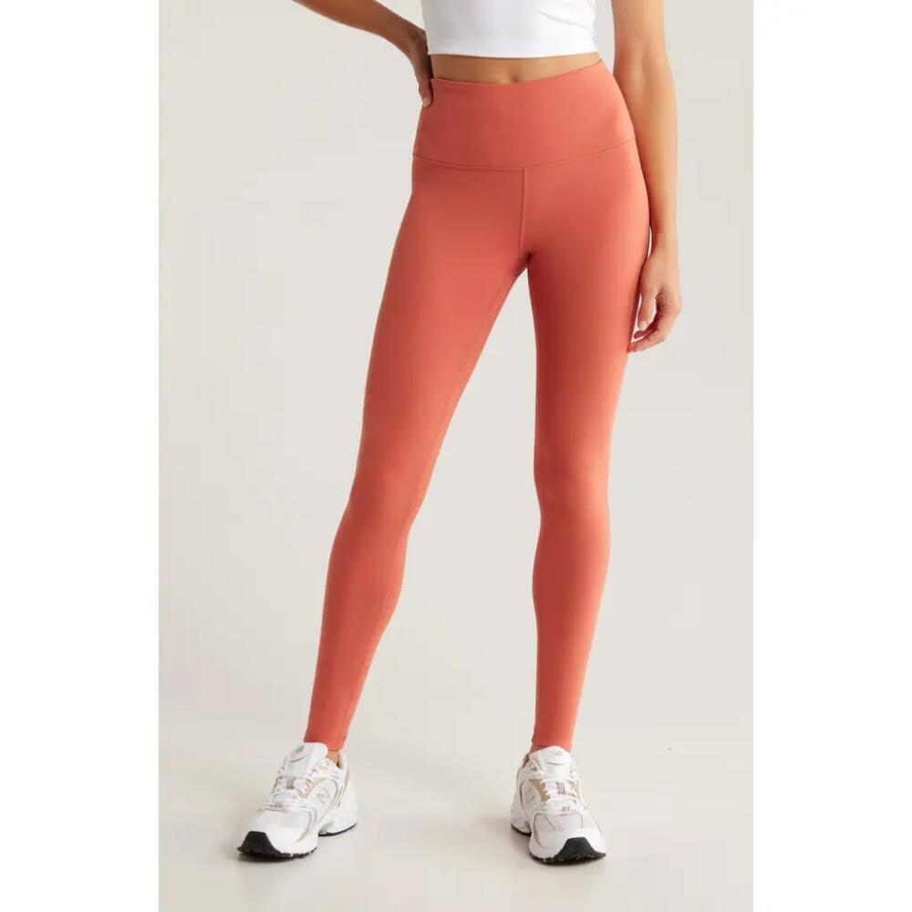 Zella Live In High Waist Leggings in Rust Redwood Cover