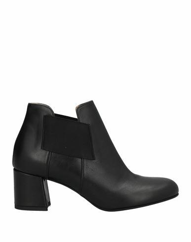 Stele Woman Ankle boots Black Calfskin Cover