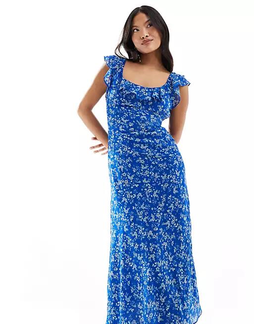 Ever New Petite ruffle sleeve midi dress in ditsy blue floral Cover