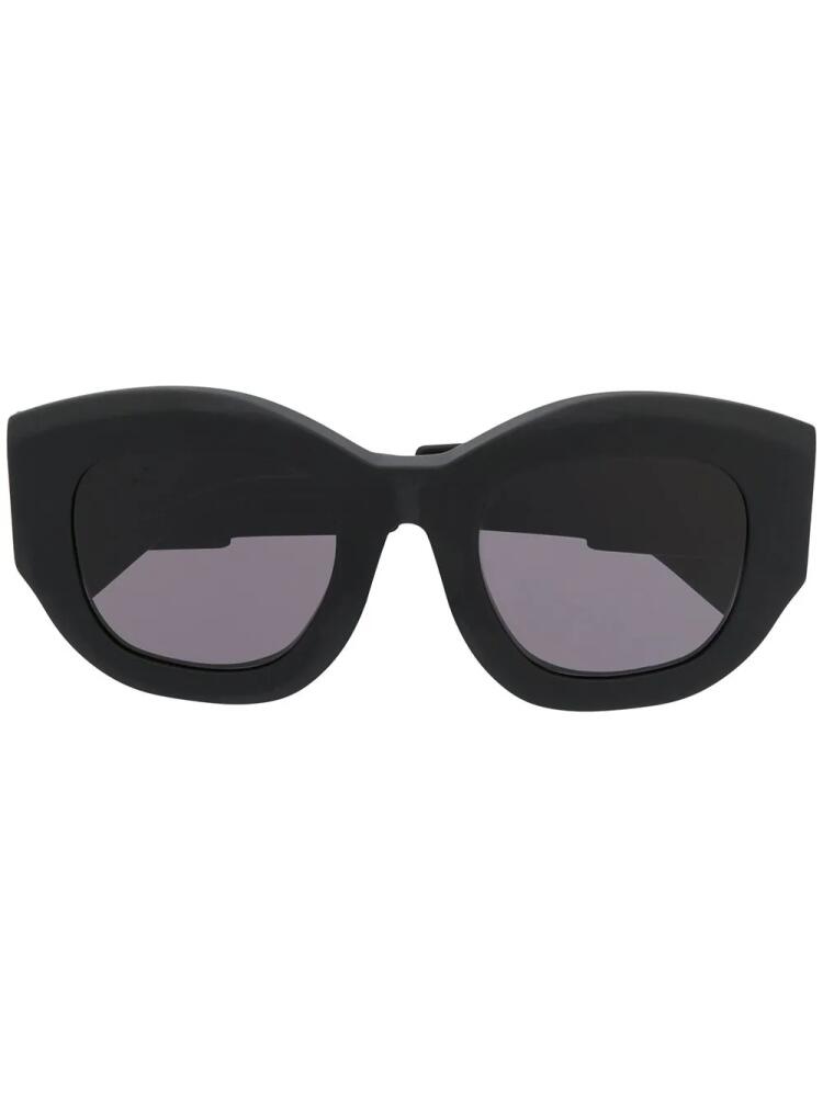 Kuboraum B5 oversized sunglasses - Black Cover