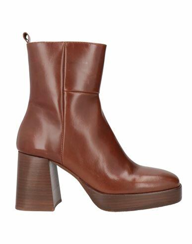 Elvio Zanon Woman Ankle boots Tan Soft Leather Cover