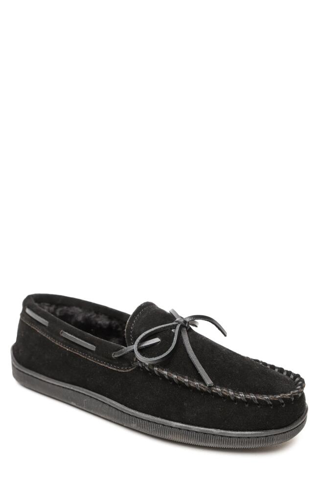 Minnetonka Lined Hardsole Slipper in Black Cover