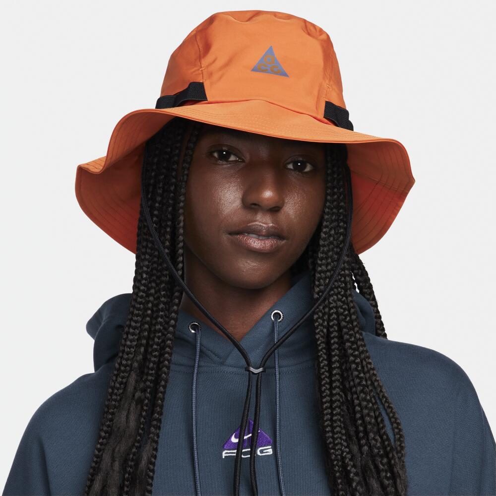 Nike Unisex Apex ACG Bucket Hat in Orange Cover