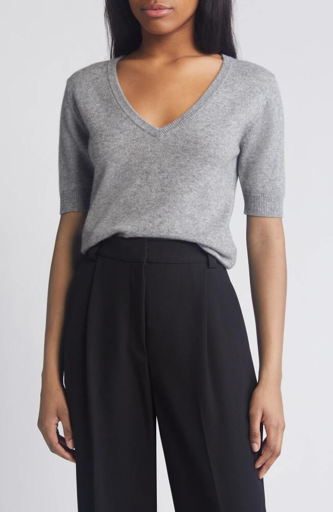 RUE SOPHIE Harriet V-Neck Wool & Cashmere Sweater in Grey Cover