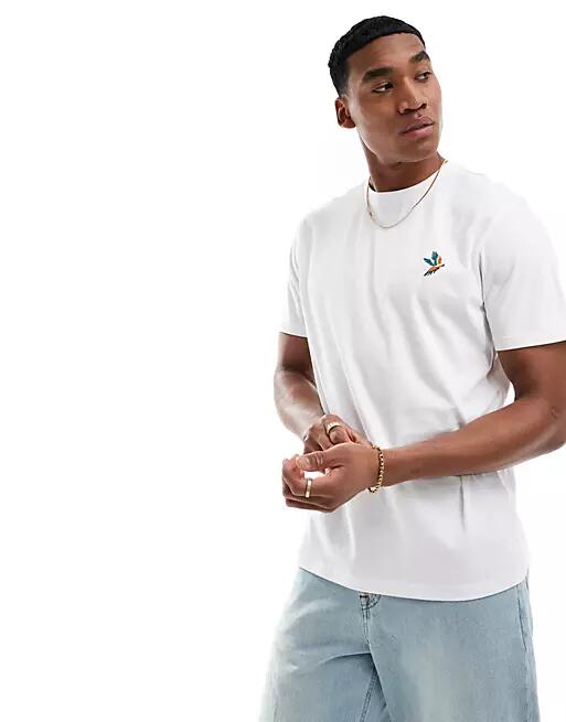 Threadbare parrot embroidery T-shirt in white Cover