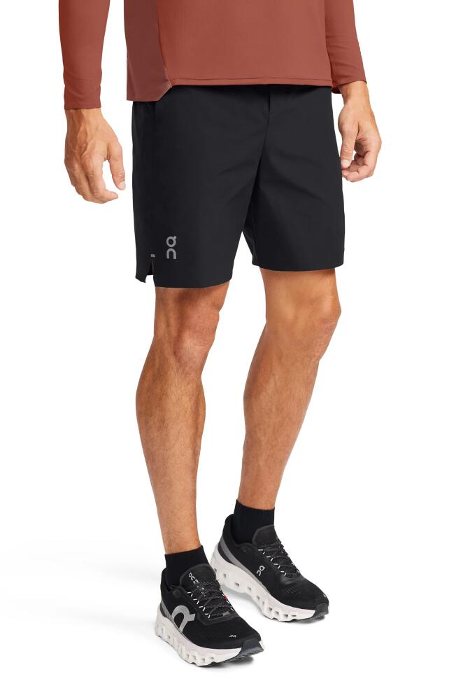 On 2-in-1 Hybrid Performance Shorts in Black Cover