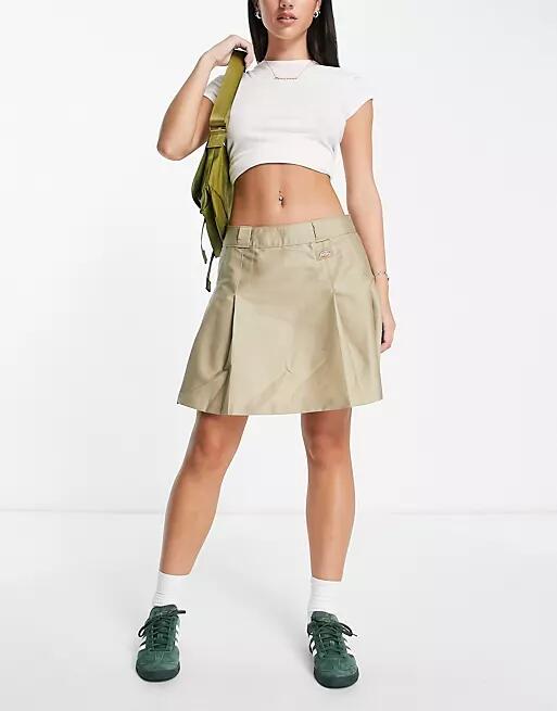 Dickies Elizaville pleated skirt in beige-Neutral Cover