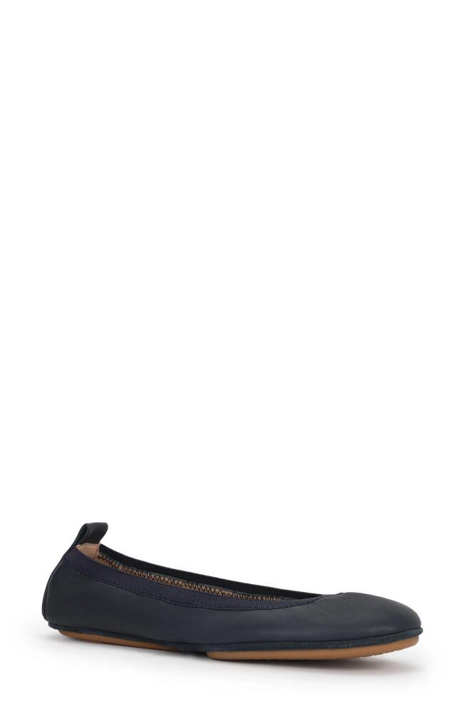 Yosi Samra Samara Foldable Ballet Flat in Deep Navy Leather Cover