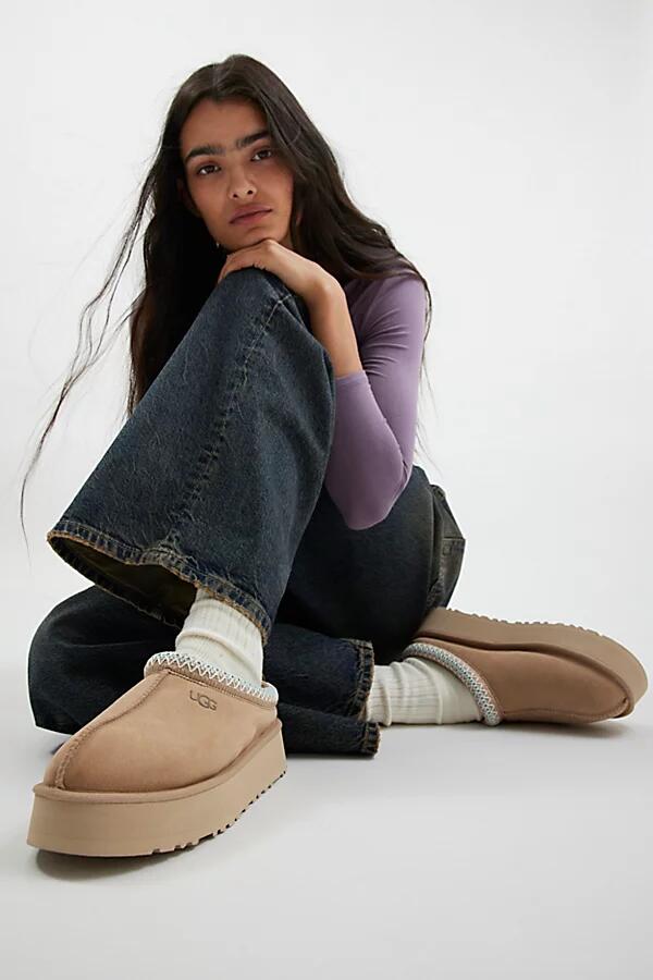 UGG Tazz Slipper in Sand Cover