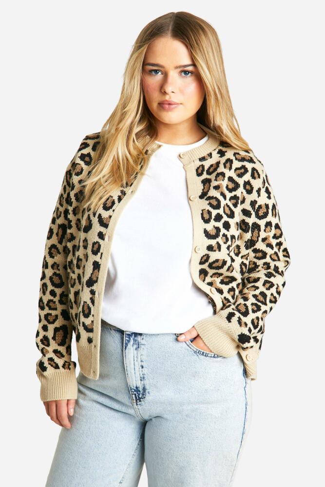 boohoo Womens Plus Leopard Print Fine Gauge Crew Neck Micro Cardigan - Brown Cover