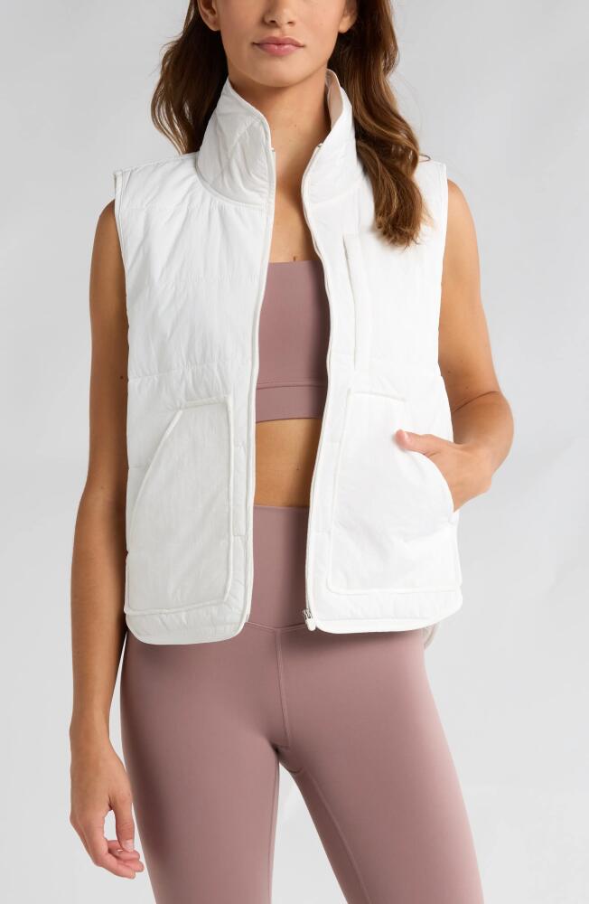 Zella Packable Quilted Vest in Ivory Cloud Cover