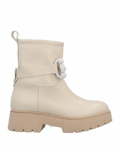 Janet & Janet Woman Ankle boots Ivory Soft Leather Cover