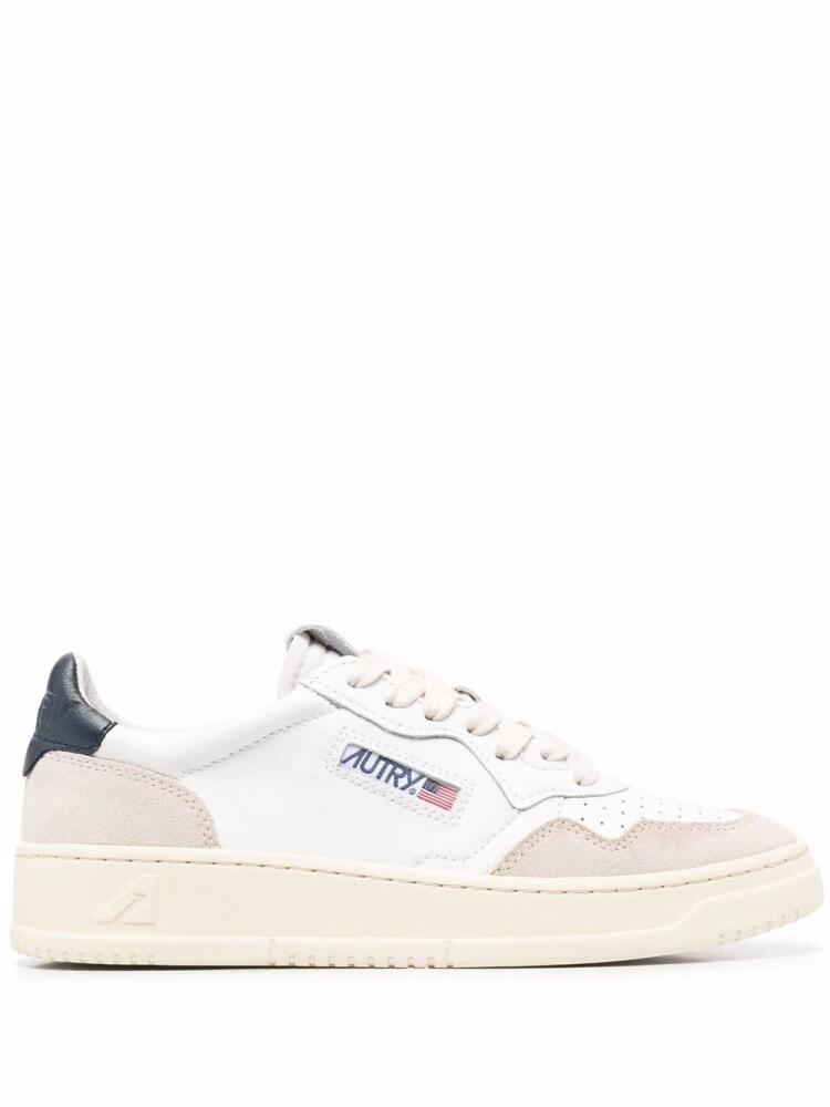 Autry logo-patch lace-up sneakers - White Cover