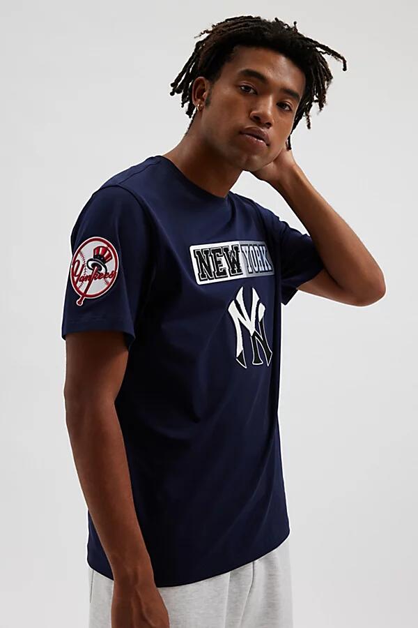 Pro Standard New York Yankees Split Team Logo Tee in Navy Cover