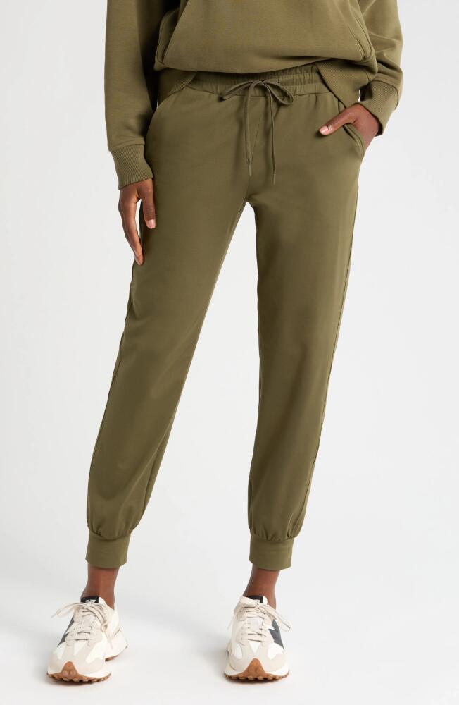 Zella Move In Pocket Joggers in Olive Night Cover