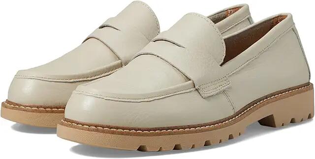 Comfortiva Lakota (Cream) Women's Flat Shoes Cover