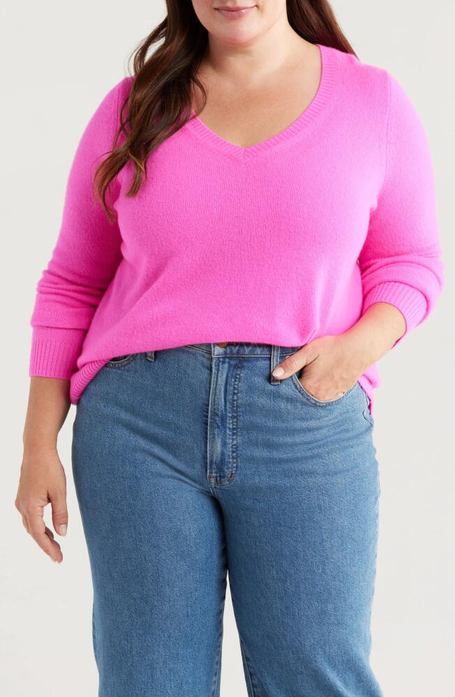 caslon(r) V-Neck Cashmere Sweater in Pink Raspberry Cover