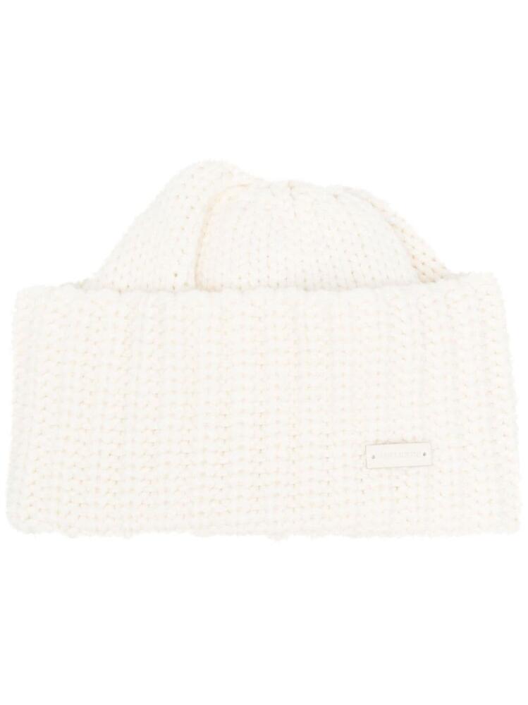 Saint Laurent logo-plaque chunky knit cashmere beanie - White Cover