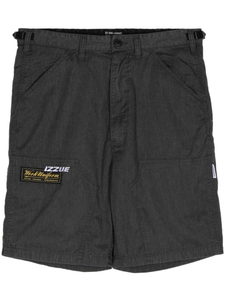 izzue logo-embroidered panelled shorts - Grey Cover