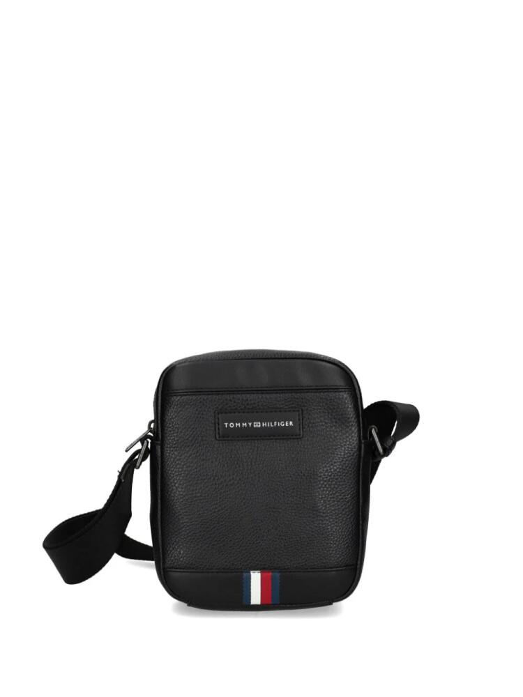 Tommy Hilfiger logo-appliqué messenger bag - Black Cover