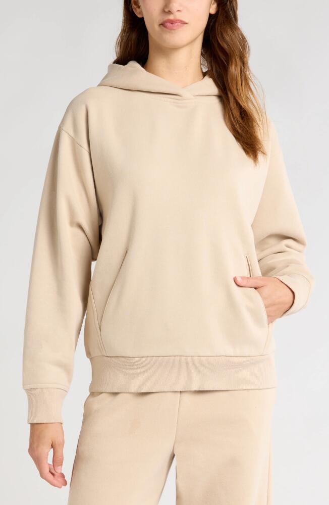 Zella Ultra Cozy Pullover Hoodie in Tan Oxford Cover