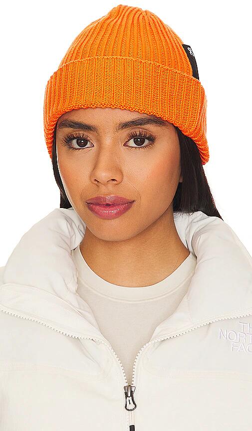 On Studio Beanie in Orange Cover