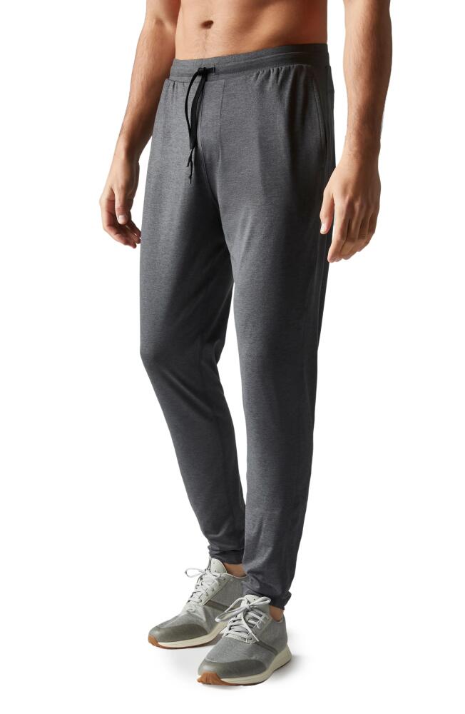 Rhone OOO Tapered Knit Pants in Asphalt Heather Cover