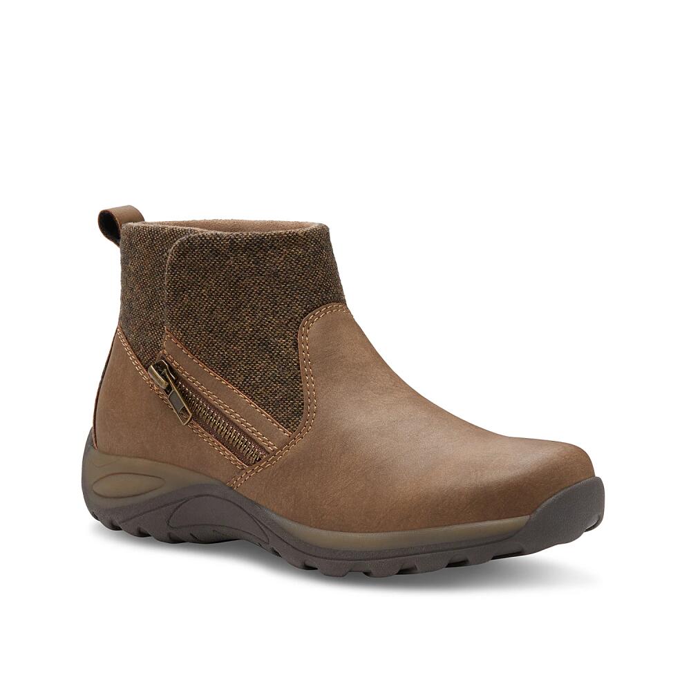 Eastland Betty Boot | Women's | Light Brown Cover