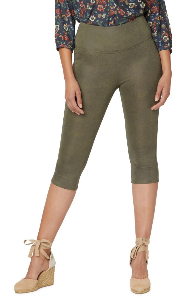 NYDJ Pull-On Capri Leggings in Moss Cover