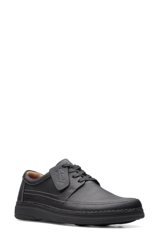 Clarks(r) Nature 5 Lace-Up Sneaker in Black Leather Cover