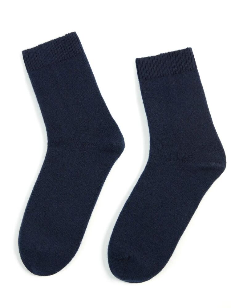 Gobi Cashmere Basic Socks in Navy Cover