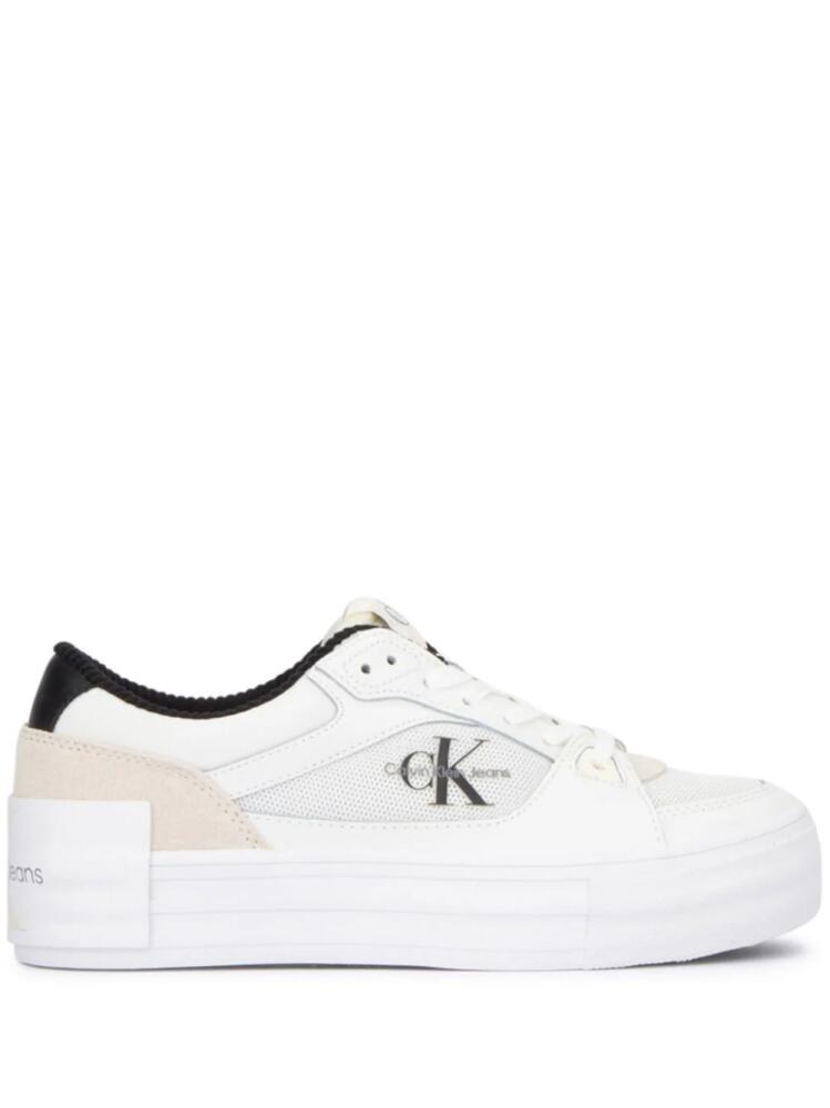 Calvin Klein logo sneakers - White Cover