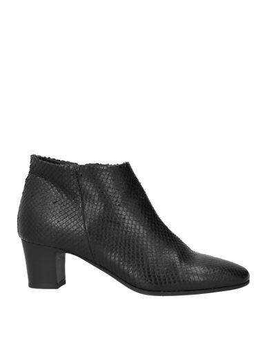 Pantanetti Woman Ankle boots Black Leather Cover