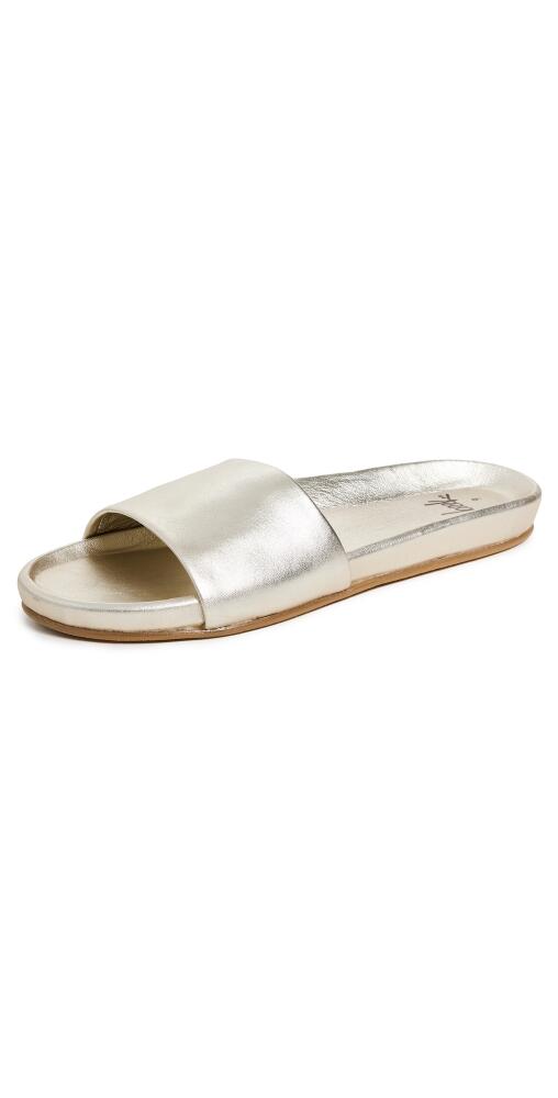 beek Gallito Sandals Platinum Cover