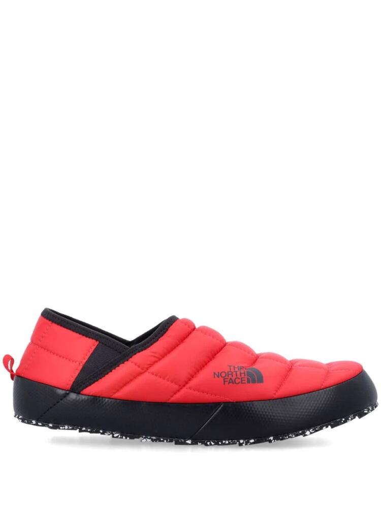 The North Face Thermoball slippers - Red Cover